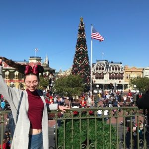 Meet your Posher, Quinn